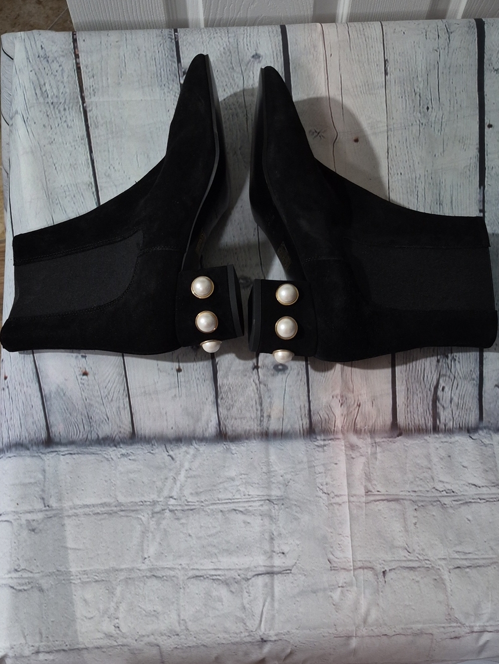 New Pinko Made In Spain Black Suede Pearl-Embellished Ankle Boot Size 9M - Picture 4 of 8